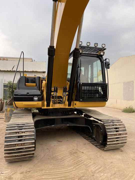 High Quality Japanese Cat325DL 29tons Excavator Second Hand Caterpillar with Factory Price Cheapest Price - Excavator pe şenile: Foto 5 High Quality Japanese Cat325DL 29tons Excavator Second Hand Caterpillar with Factory Price Cheapest Price - Excavator pe şenile: Foto 5