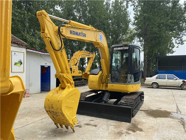 High Quality Used Crawler Excavator komatsu Pc78 Pc128 Pc138 Pc200-8 Pc220-8 Pc240-8 Excavator - Excavator pe şenile: Foto 2 High Quality Used Crawler Excavator komatsu Pc78 Pc128 Pc138 Pc200-8 Pc220-8 Pc240-8 Excavator - Excavator pe şenile: Foto 2