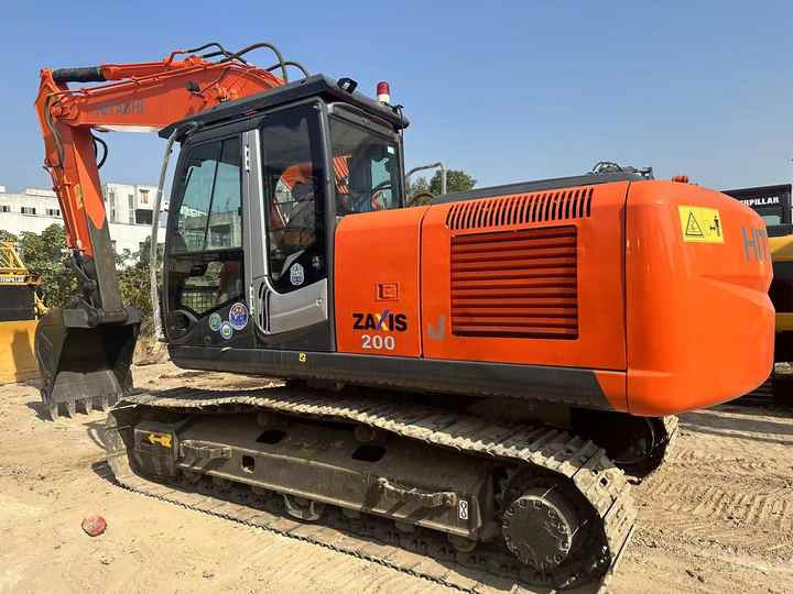 Low Shipping Good Condition Used Hitachi Zx 200-3 Excavator for Construction with Cheap Price - Excavator pe şenile: Foto 3 Low Shipping Good Condition Used Hitachi Zx 200-3 Excavator for Construction with Cheap Price - Excavator pe şenile: Foto 3