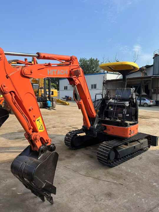 Mini 3-Ton Excavator used Hitachi ZX30 excavator with Excellent Performance and Low Price for sale! - Excavator: Foto 5 Mini 3-Ton Excavator used Hitachi ZX30 excavator with Excellent Performance and Low Price for sale! - Excavator: Foto 5