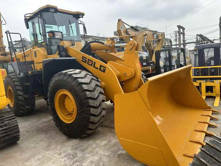 SDLG Wheel Loader 985L Second -hand Wheel Loader Electric Valve Water Pump Engine diesel Pump Valve in China - Excavator: Foto 3 SDLG Wheel Loader 985L Second -hand Wheel Loader Electric Valve Water Pump Engine diesel Pump Valve in China - Excavator: Foto 3