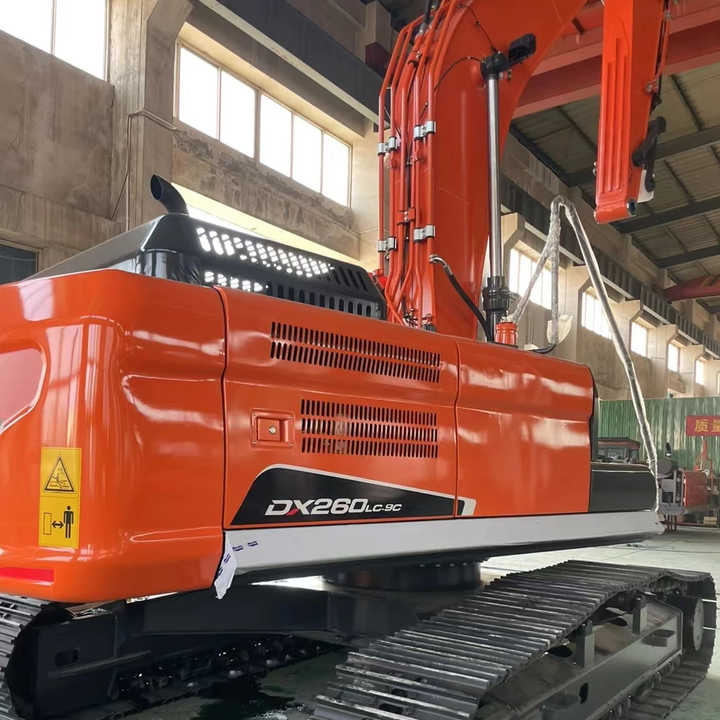 Used Excavator Doosan DX260LC-9 Excavators Mini Equipment Earth Moving Machinery Doosan Digger Excavator for Sale - Excavator: Foto 4 Used Excavator Doosan DX260LC-9 Excavators Mini Equipment Earth Moving Machinery Doosan Digger Excavator for Sale - Excavator: Foto 4