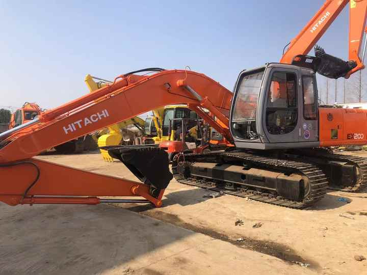 Used Excavator Hitachi Ex200 for Sale, Original Excavator - Excavator: Foto 3 Used Excavator Hitachi Ex200 for Sale, Original Excavator - Excavator: Foto 3