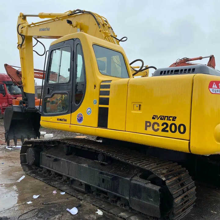 Used Good Quality Japan Original PC200-6 in Good Condition PC200-6 Komatsu - Excavator pe şenile: Foto 1 Used Good Quality Japan Original PC200-6 in Good Condition PC200-6 Komatsu - Excavator pe şenile: Foto 1