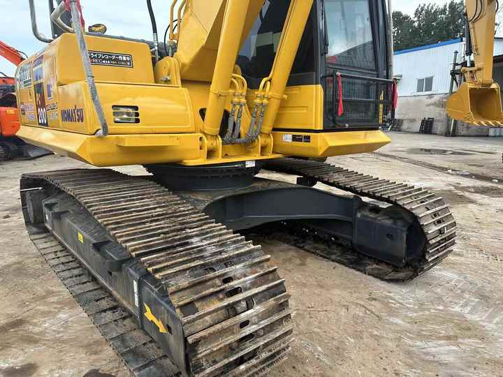 Used Good Quality Japan Original PC200-8 in Good Condition-8 Komatsu - Excavator pe şenile: Foto 2 Used Good Quality Japan Original PC200-8 in Good Condition-8 Komatsu - Excavator pe şenile: Foto 2