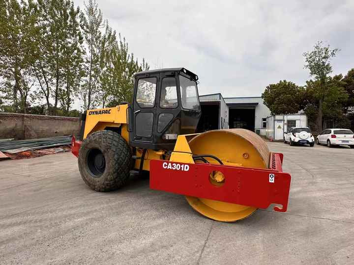 Used Heavy Construction Equipment Dynapac Ca301d Second Hand Road Rollers Used Machine Hot Sale - Compactor: Foto 3 Used Heavy Construction Equipment Dynapac Ca301d Second Hand Road Rollers Used Machine Hot Sale - Compactor: Foto 3