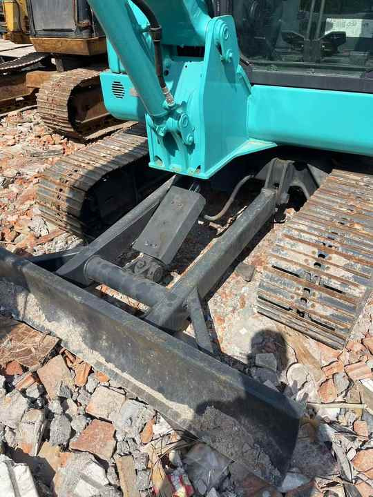 Used High-quality Original Japan Kobelco SK60 Crawler Excavator in Hefei - Excavator: Foto 3 Used High-quality Original Japan Kobelco SK60 Crawler Excavator in Hefei - Excavator: Foto 3
