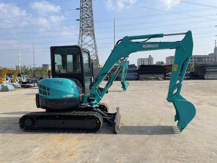 Used Mini Kobelco Sk55 5tons Excavator for Sale Used Construction Machinery Export - Excavator: Foto 4 Used Mini Kobelco Sk55 5tons Excavator for Sale Used Construction Machinery Export - Excavator: Foto 4