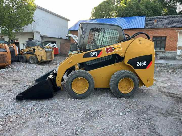 Used Original Caterpillar 246c Skid Steer Loader for Sale - Mini încărcător: Foto 5 Used Original Caterpillar 246c Skid Steer Loader for Sale - Mini încărcător: Foto 5