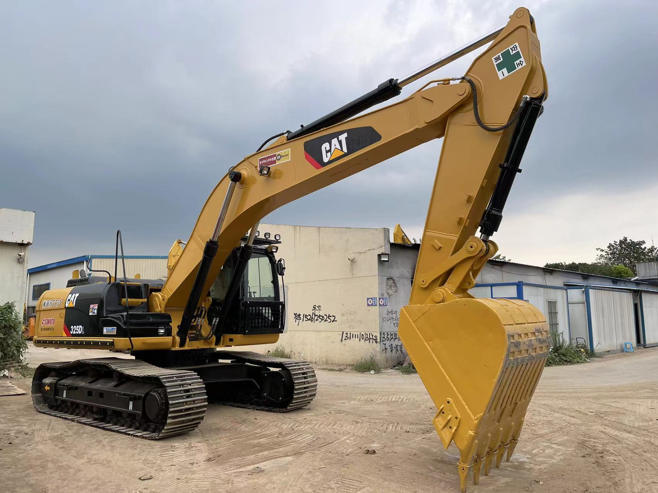 Utilaje constructii CRAWLER EXCAVATOR High Quality Japanese Cat325DL 29tons Excavator Second Hand Caterpillar with Factory Price Cheapest Price: Foto 6
