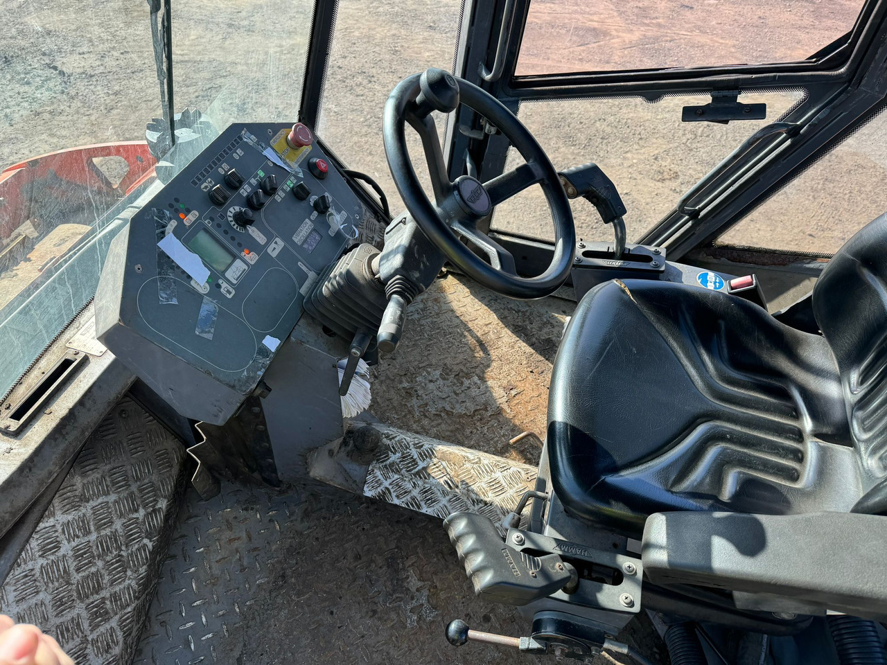 Cilindru compactor pentru asfalt HAMM HD75: Foto 14 Cilindru compactor pentru asfalt HAMM HD75: Foto 14