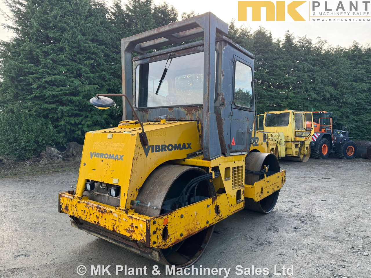 JCB VIBROMAX W752 - Cilindru compactor: Foto 3 JCB VIBROMAX W752 - Cilindru compactor: Foto 3