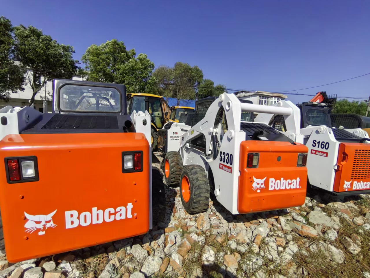 BOBCAT S590 - Mini încărcător: Foto 2 BOBCAT S590 - Mini încărcător: Foto 2