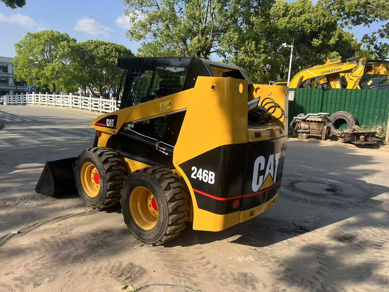 CATERPILLAR 246B - Mini încărcător: Foto 4 CATERPILLAR 246B - Mini încărcător: Foto 4