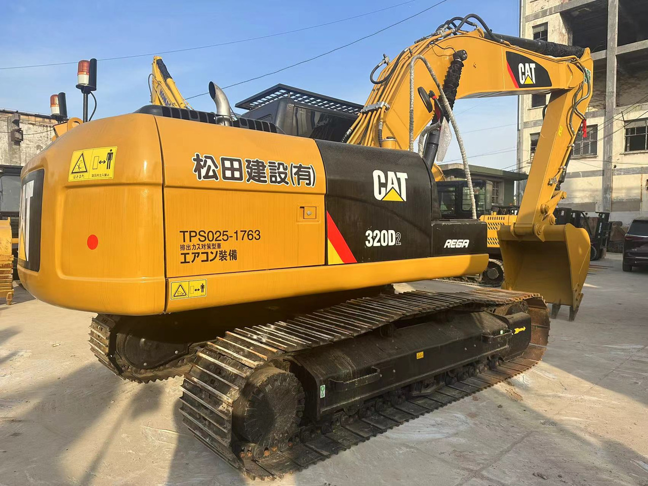 CATERPILLAR 320D - Excavator pe şenile: Foto 1 CATERPILLAR 320D - Excavator pe şenile: Foto 1
