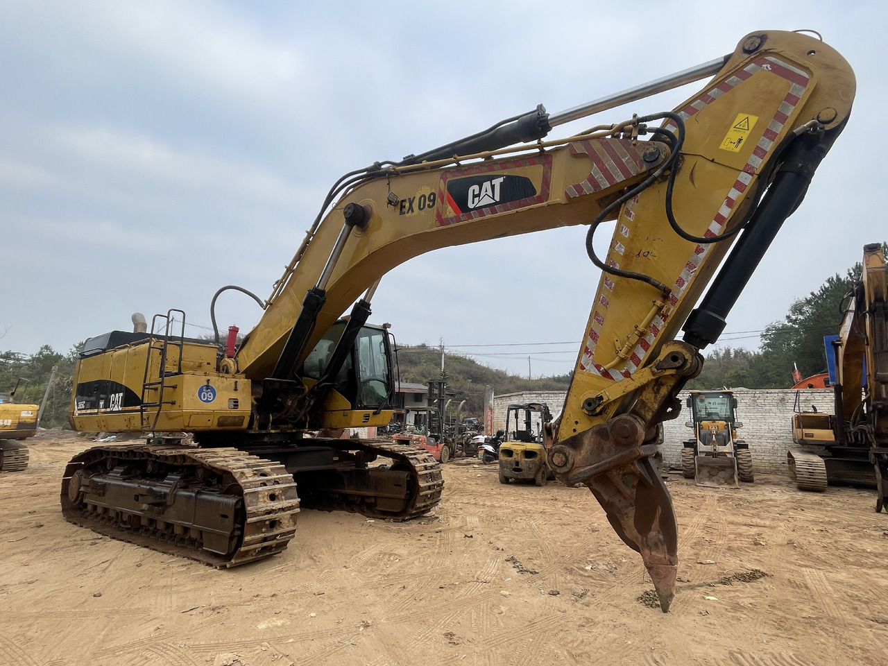 CATERPILLAR 365C - Excavator pe şenile: Foto 2 CATERPILLAR 365C - Excavator pe şenile: Foto 2