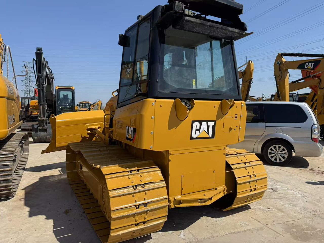 CATERPILLAR D5K - Buldozer: Foto 5 CATERPILLAR D5K - Buldozer: Foto 5