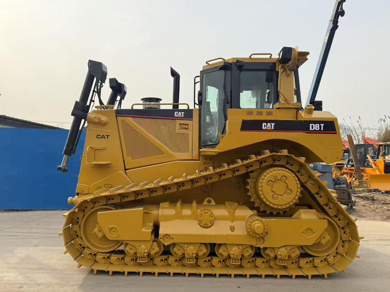 Buldozer CATERPILLAR D8T: Foto 6