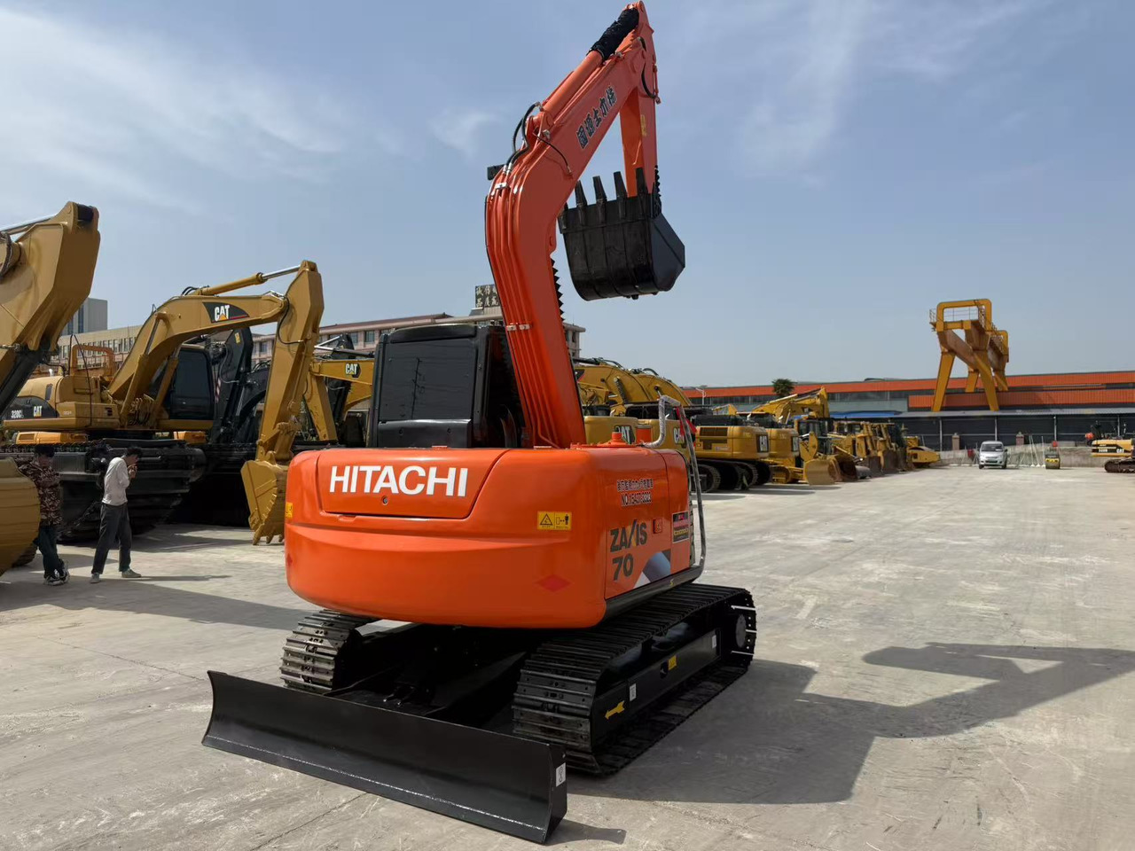 HITACHI ZX70 - Excavator pe şenile: Foto 4 HITACHI ZX70 - Excavator pe şenile: Foto 4