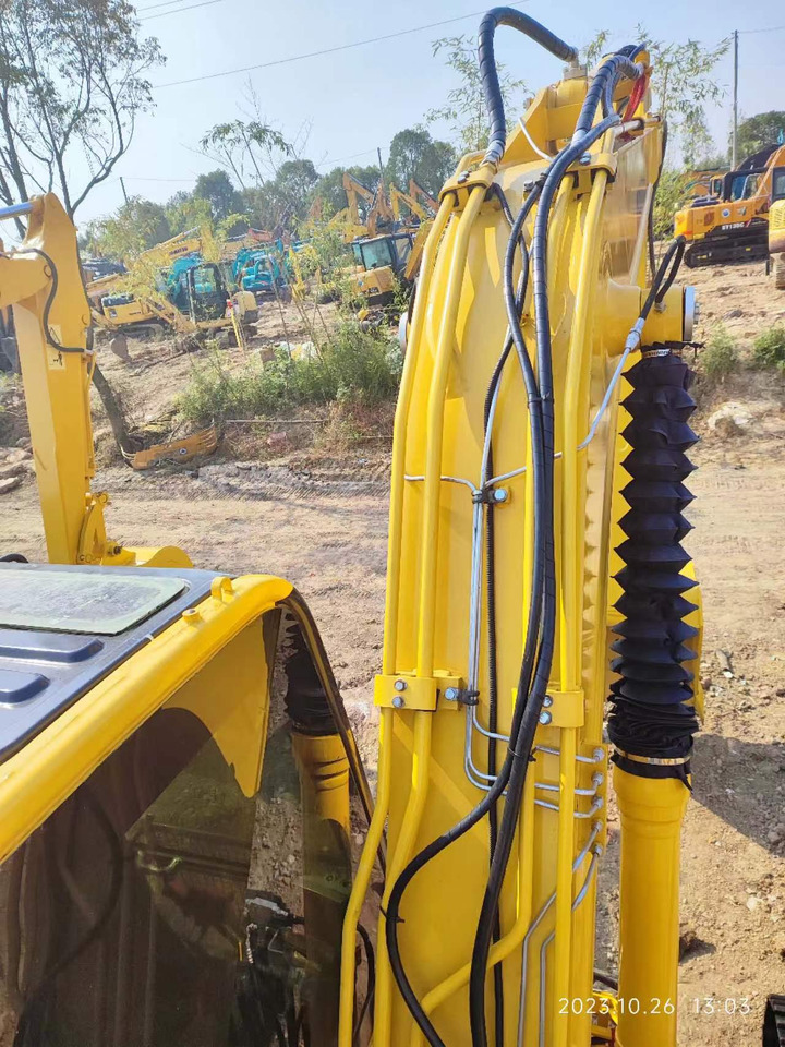 KOMATSU PC120-8 - Excavator pe şenile: Foto 4 KOMATSU PC120-8 - Excavator pe şenile: Foto 4