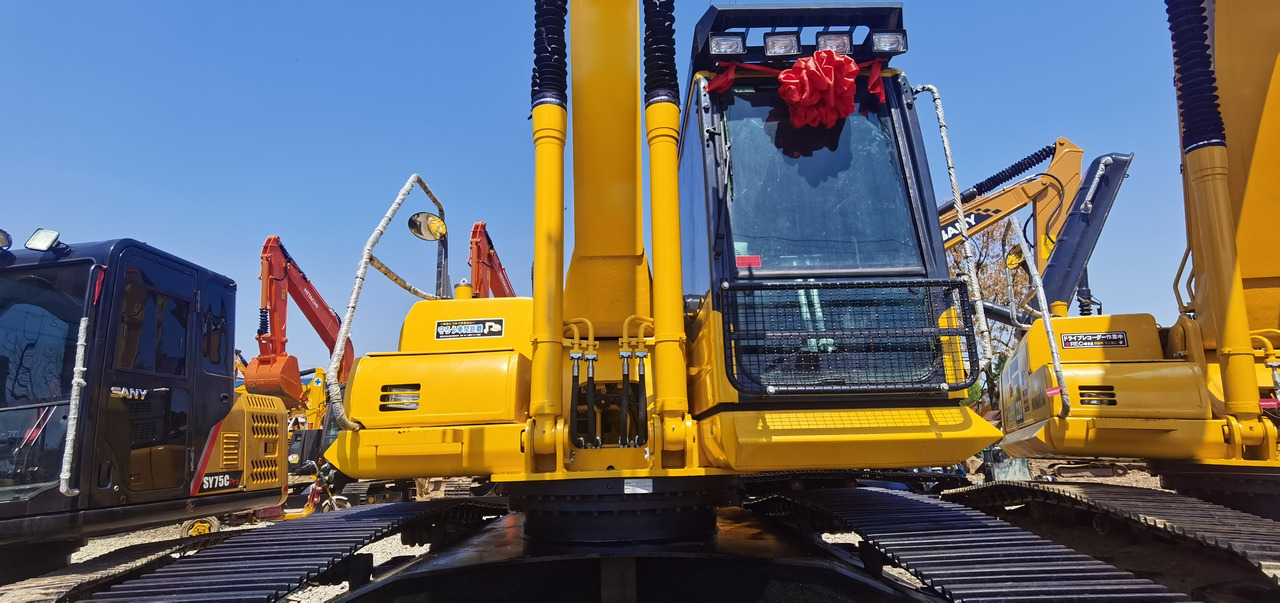 KOMATSU PC240-8 - Excavator pe şenile: Foto 2 KOMATSU PC240-8 - Excavator pe şenile: Foto 2