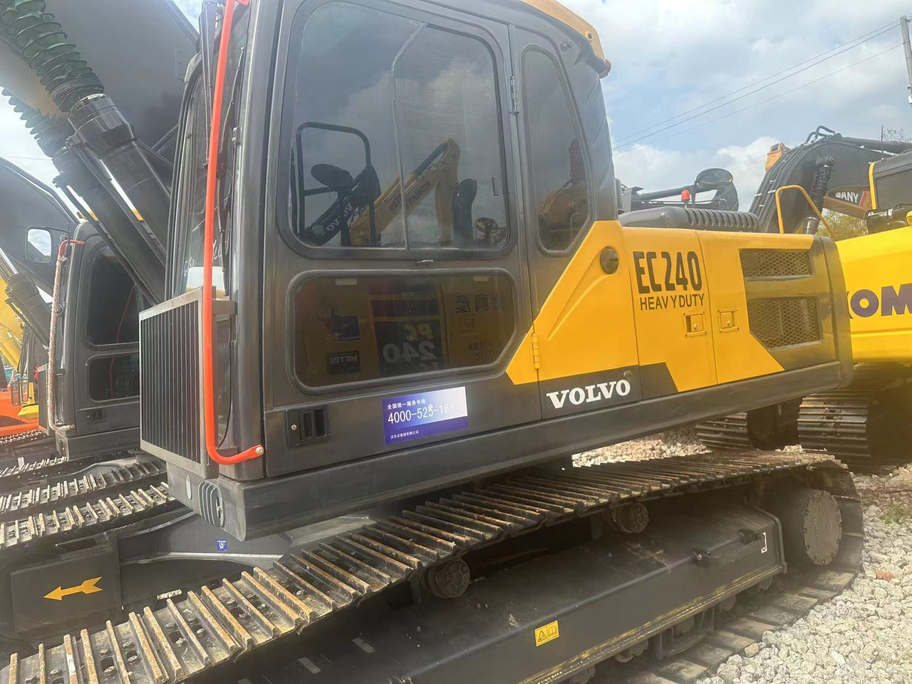 VOLVO EC240 - Excavator pe şenile: Foto 3 VOLVO EC240 - Excavator pe şenile: Foto 3