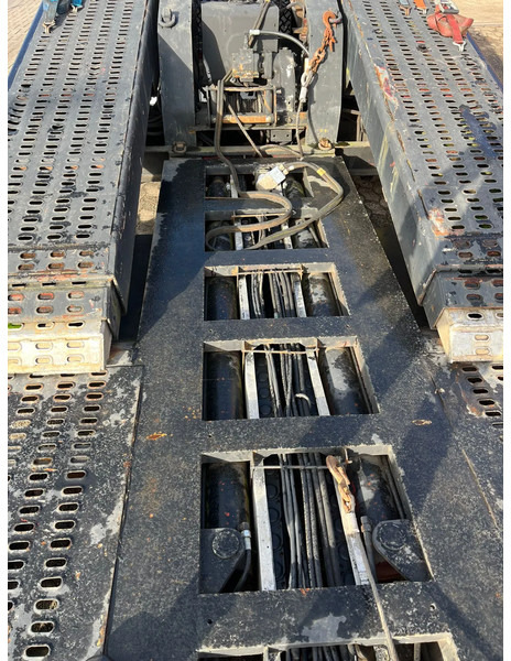 Louault auto/trucktransporter - Semiremorcă transport auto: Foto 5 Louault auto/trucktransporter - Semiremorcă transport auto: Foto 5