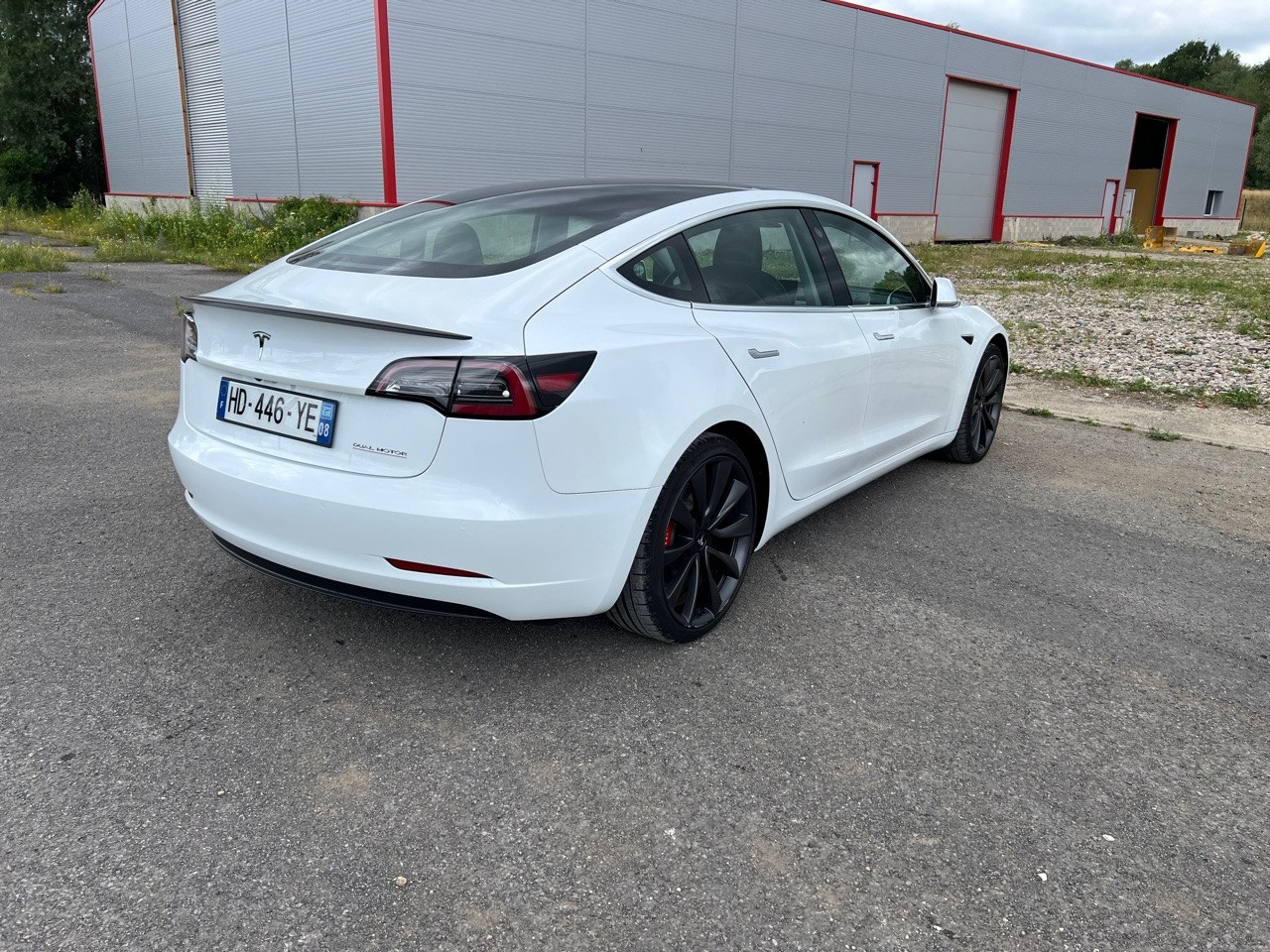TESLA Model 3 Performance Dual Motor FSD 3 Autopilot - Berlină/ Sedan: Foto 2 TESLA Model 3 Performance Dual Motor FSD 3 Autopilot - Berlină/ Sedan: Foto 2