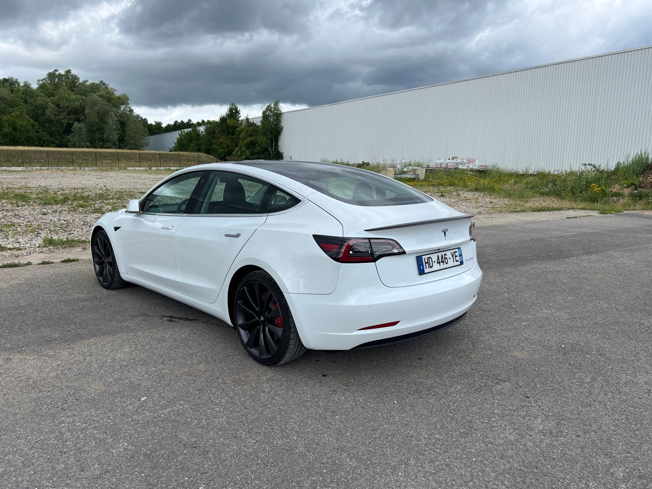TESLA Model 3 Performance Dual Motor FSD 3 Autopilot - Berlină/ Sedan: Foto 5 TESLA Model 3 Performance Dual Motor FSD 3 Autopilot - Berlină/ Sedan: Foto 5