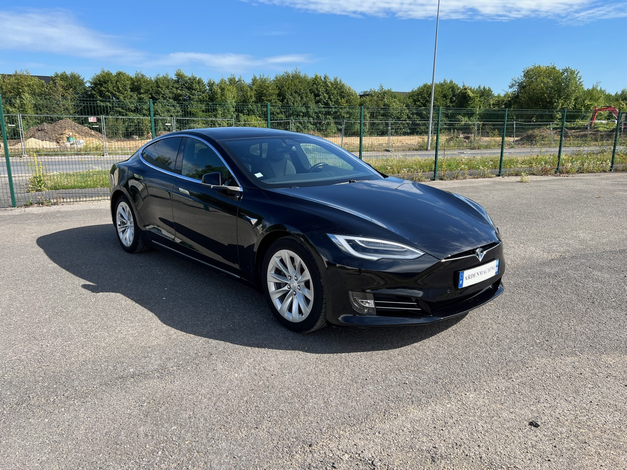 TESLA Model S 75D - Autopilot Amélioré – Phase 2 - Garantie - Berlină/ Sedan: Foto 4 TESLA Model S 75D - Autopilot Amélioré – Phase 2 - Garantie - Berlină/ Sedan: Foto 4