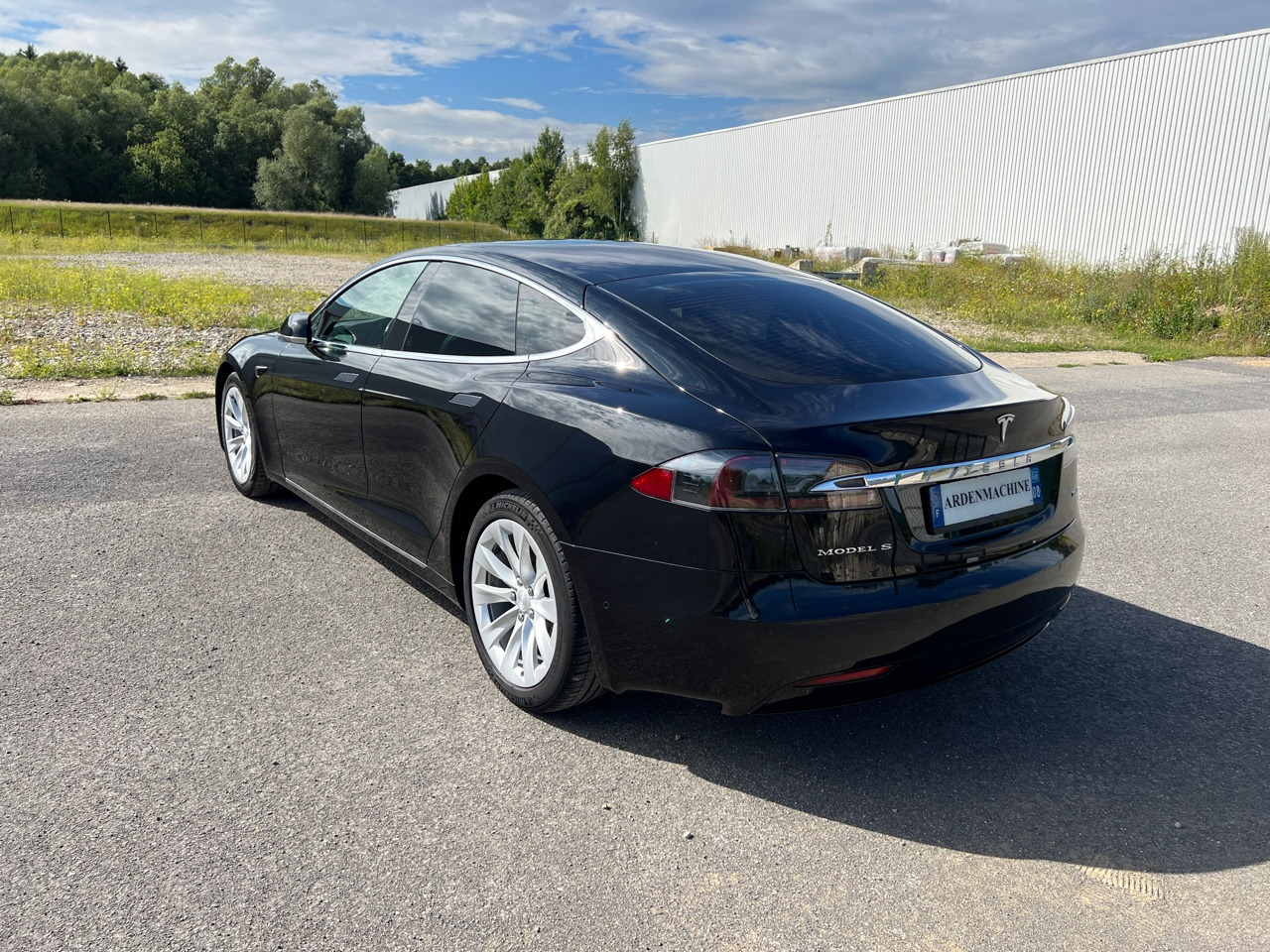 TESLA Model S 75D - Autopilot Amélioré – Phase 2 - Garantie - Berlină/ Sedan: Foto 5 TESLA Model S 75D - Autopilot Amélioré – Phase 2 - Garantie - Berlină/ Sedan: Foto 5