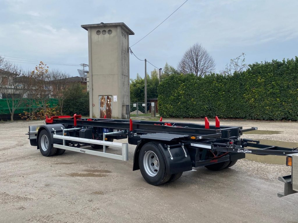 AUSTERAS RIMORCHIO NUOVO AUSTERAS SCARRABILE PNEUMATICO - Remorcă abroll/ Skiploader: Foto 1 AUSTERAS RIMORCHIO NUOVO AUSTERAS SCARRABILE PNEUMATICO - Remorcă abroll/ Skiploader: Foto 1