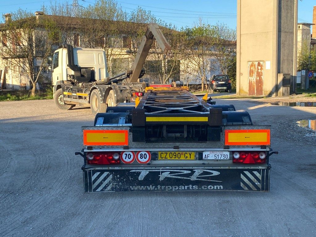 CARDI RIMORCHIO CARDI SCARRABILE RIBALTABILE PNEUMATICO - Remorcă abroll/ Skiploader: Foto 5 CARDI RIMORCHIO CARDI SCARRABILE RIBALTABILE PNEUMATICO - Remorcă abroll/ Skiploader: Foto 5