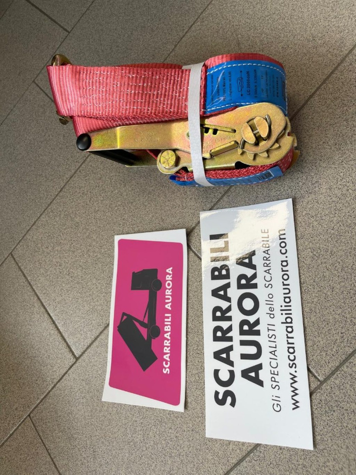 CINGHIA NUOVA PER SOLLEVAMENTO CARICHI PESANTI - Echipamente de constructii: Foto 1 CINGHIA NUOVA PER SOLLEVAMENTO CARICHI PESANTI - Echipamente de constructii: Foto 1