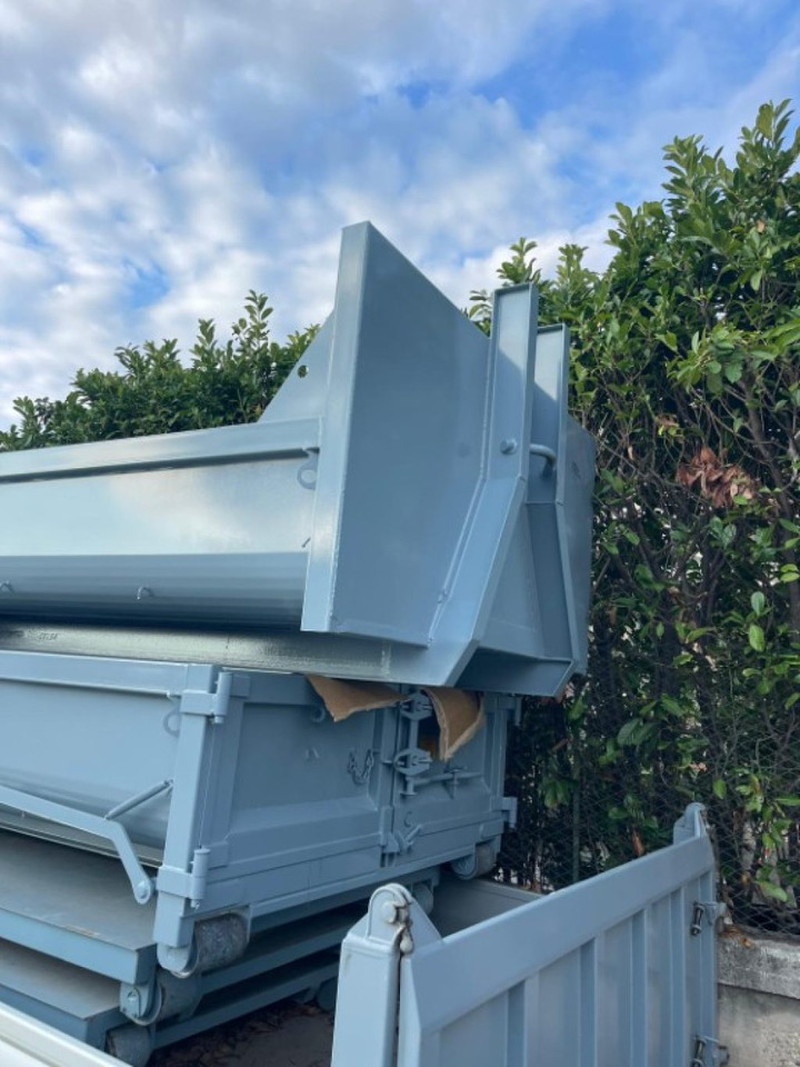 CONTAINER SCARRABILE NUOVO A CIELO APERTO - Container abroll: Foto 5 CONTAINER SCARRABILE NUOVO A CIELO APERTO - Container abroll: Foto 5