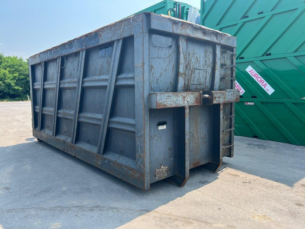 CONTAINER SCARRABILE USATO A CIELO APERTO - Container abroll: Foto 1 CONTAINER SCARRABILE USATO A CIELO APERTO - Container abroll: Foto 1