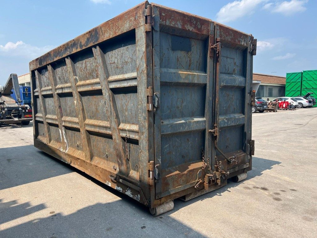 CONTAINER SCARRABILE USATO A CIELO APERTO - Container abroll: Foto 2 CONTAINER SCARRABILE USATO A CIELO APERTO - Container abroll: Foto 2