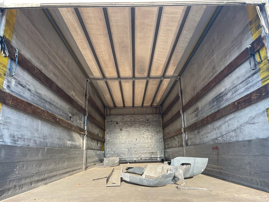 CONTAINER USATO CENTINATO NON SCARRABILE - Caroserie cu prelata: Foto 4 CONTAINER USATO CENTINATO NON SCARRABILE - Caroserie cu prelata: Foto 4