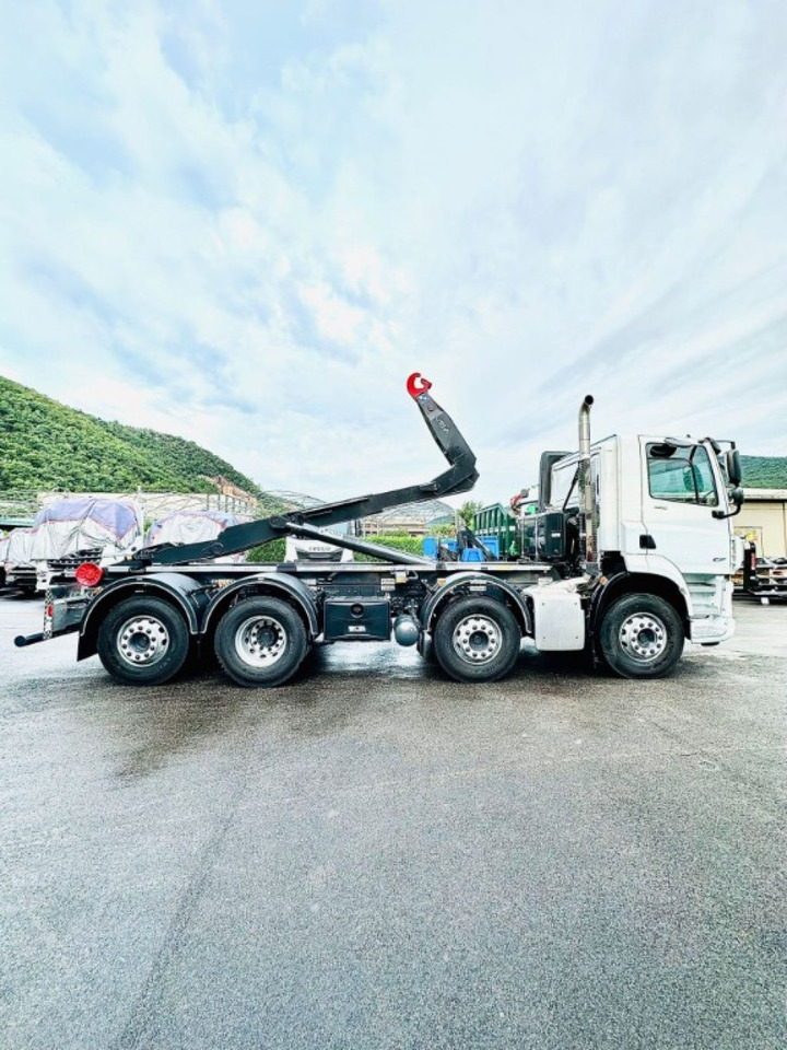 DAF CF85 NUOVO SCARRABILE - Camion cu cârlig: Foto 3 DAF CF85 NUOVO SCARRABILE - Camion cu cârlig: Foto 3
