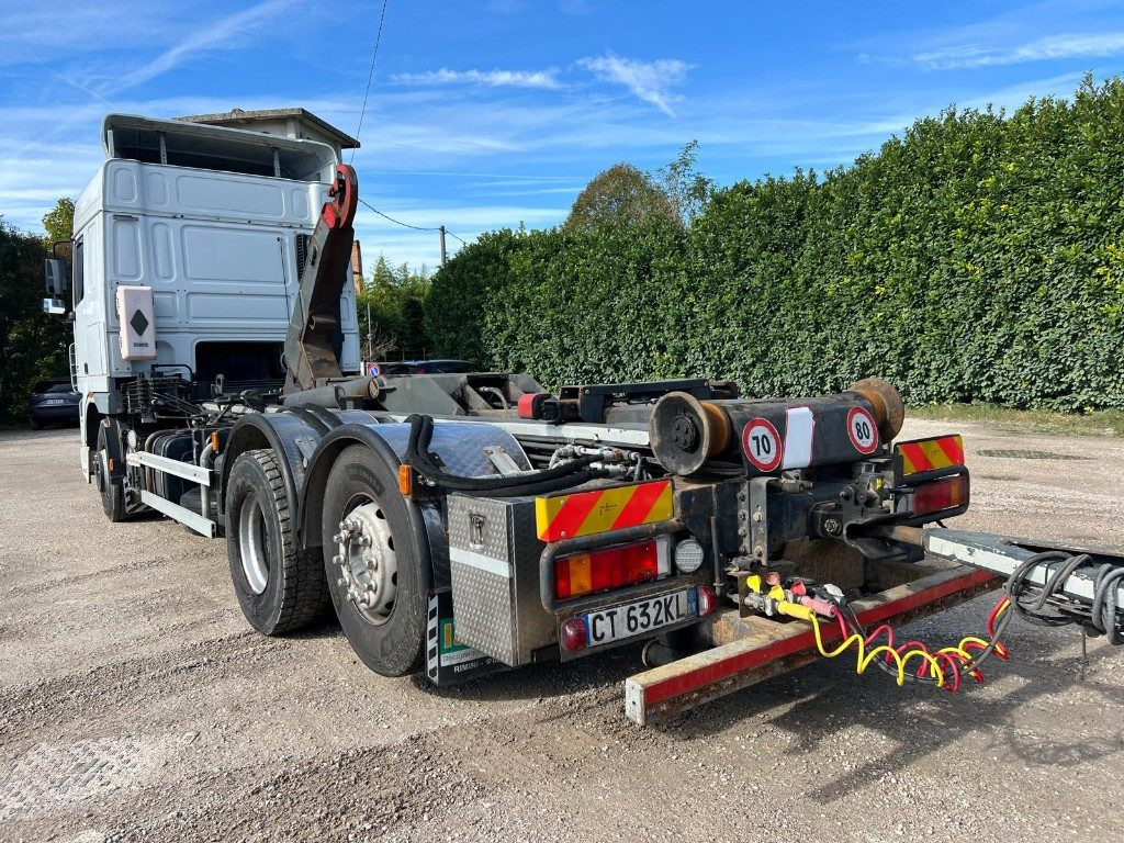 Camion cu cârlig DAF XF530 SCARRABILE: Foto 8
