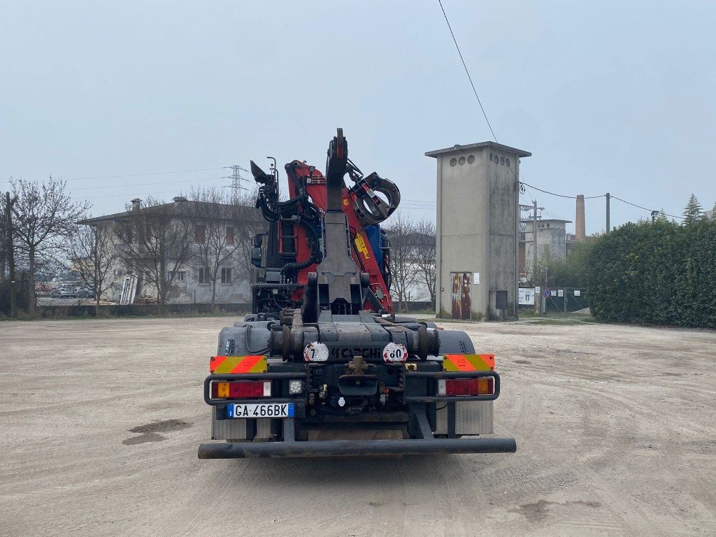 IVECO STRALIS 260.450 SCARRABILE CON GRU - Camion cu cârlig: Foto 4 IVECO STRALIS 260.450 SCARRABILE CON GRU - Camion cu cârlig: Foto 4