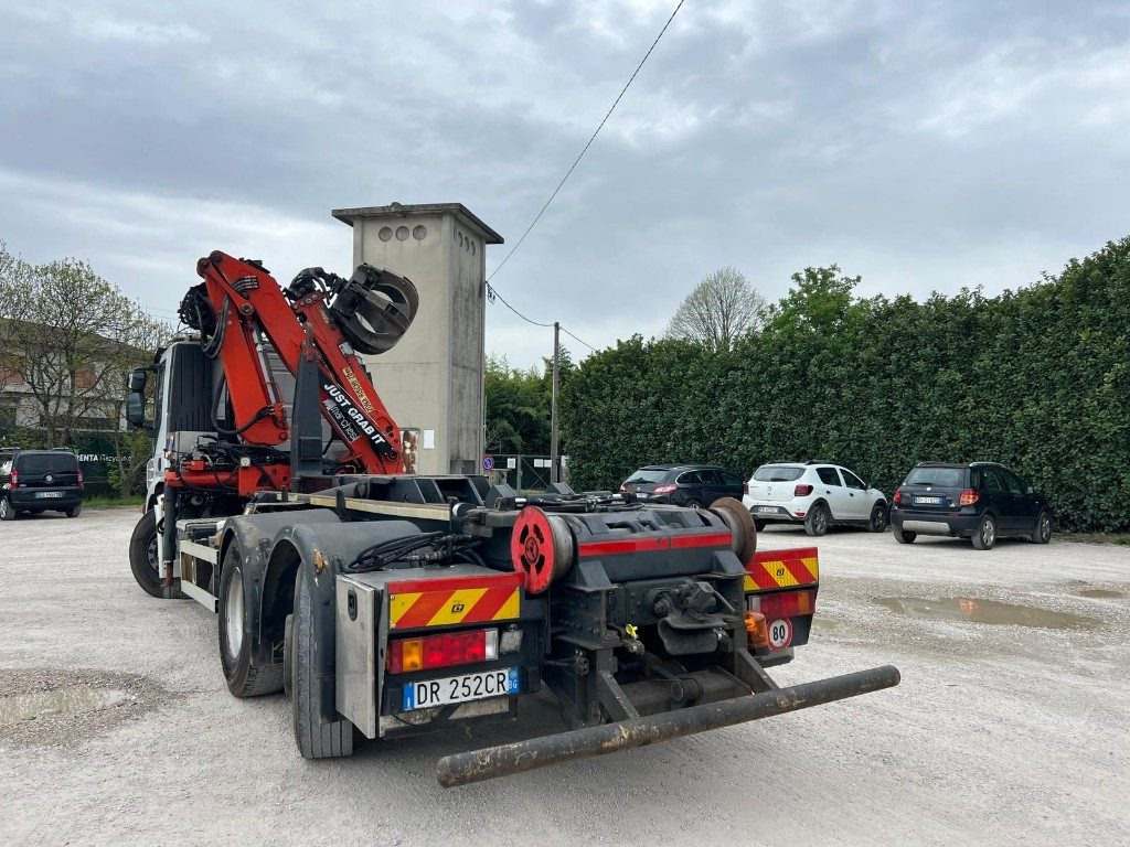 IVECO STRALIS 260E45 SCARRABILE - Camion cu cârlig: Foto 4 IVECO STRALIS 260E45 SCARRABILE - Camion cu cârlig: Foto 4