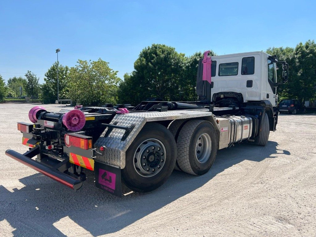 IVECO STRALIS 460 SCARRABILE - Camion cu cârlig: Foto 5 IVECO STRALIS 460 SCARRABILE - Camion cu cârlig: Foto 5