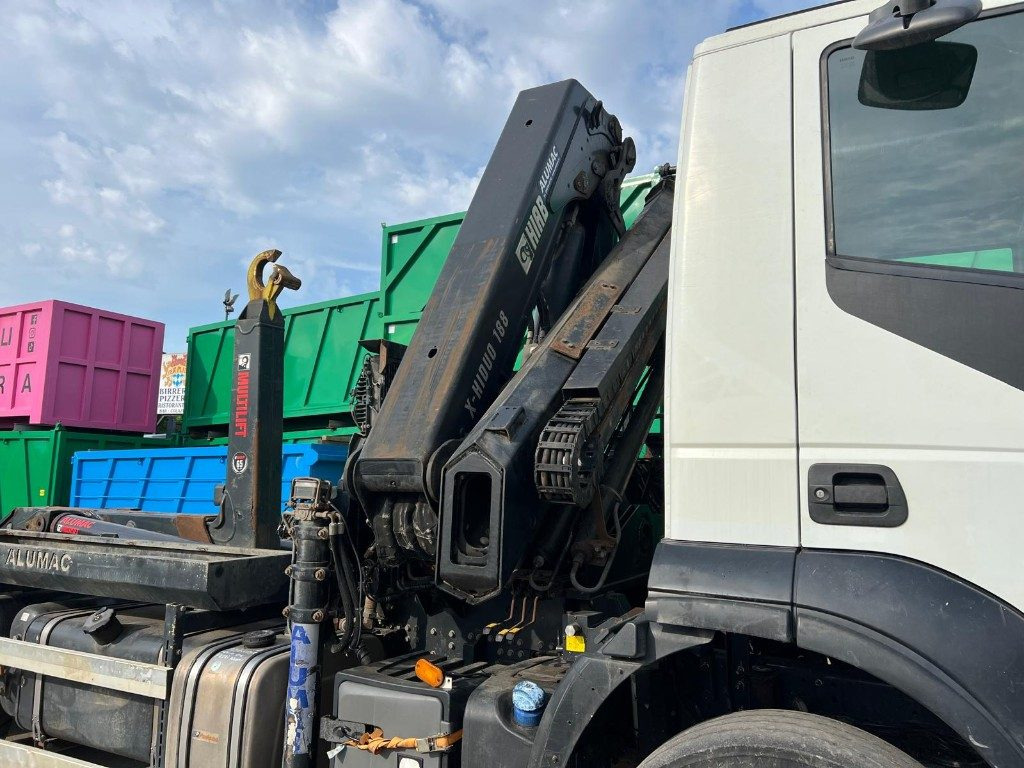 IVECO TRAKKER 410 SCARRABILE - Camion cu cârlig: Foto 3 IVECO TRAKKER 410 SCARRABILE - Camion cu cârlig: Foto 3