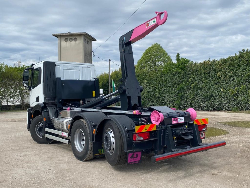 IVECO X-WAY AD280X48Y NUOVO SCARRABILE PASSO 3120 - Camion cu cârlig: Foto 4 IVECO X-WAY AD280X48Y NUOVO SCARRABILE PASSO 3120 - Camion cu cârlig: Foto 4