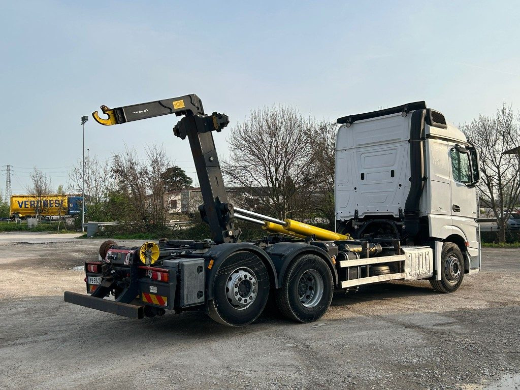 Camion cu cârlig MERCEDES ACTROS 25.51 SCARRABILE: Foto 7