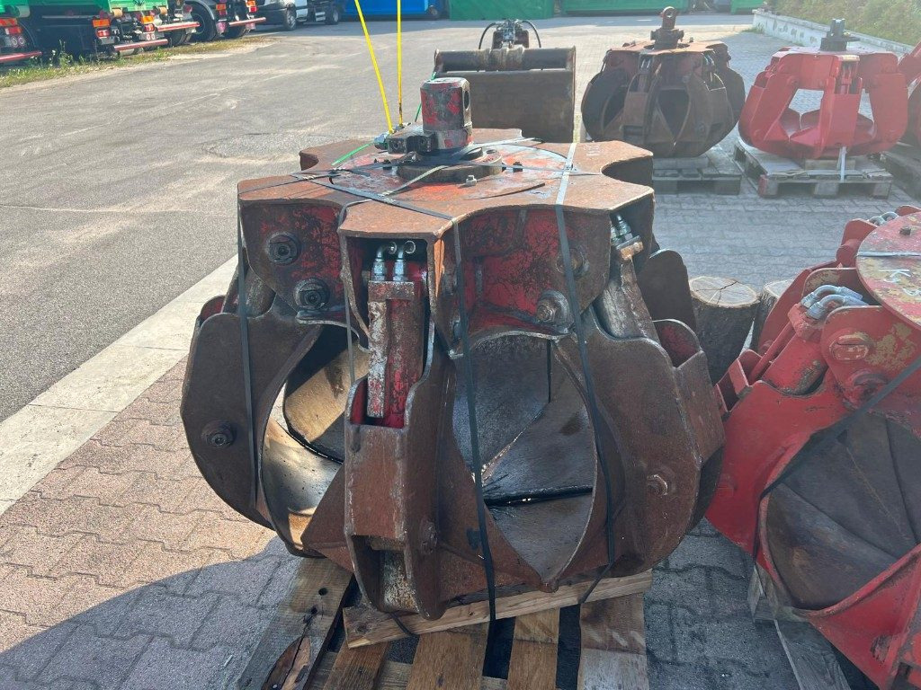 POLIPO USATO ROZZI A 6 PALE CON ROTORE - Graifer: Foto 3 POLIPO USATO ROZZI A 6 PALE CON ROTORE - Graifer: Foto 3