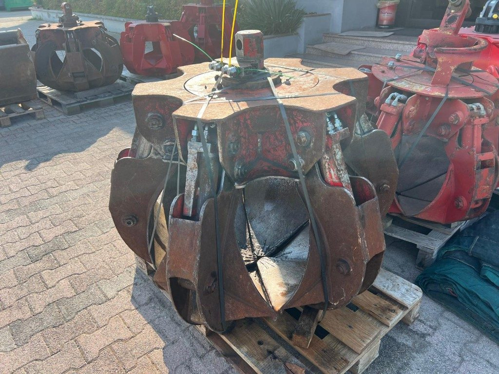 POLIPO USATO ROZZI A 6 PALE CON ROTORE - Graifer: Foto 1 POLIPO USATO ROZZI A 6 PALE CON ROTORE - Graifer: Foto 1