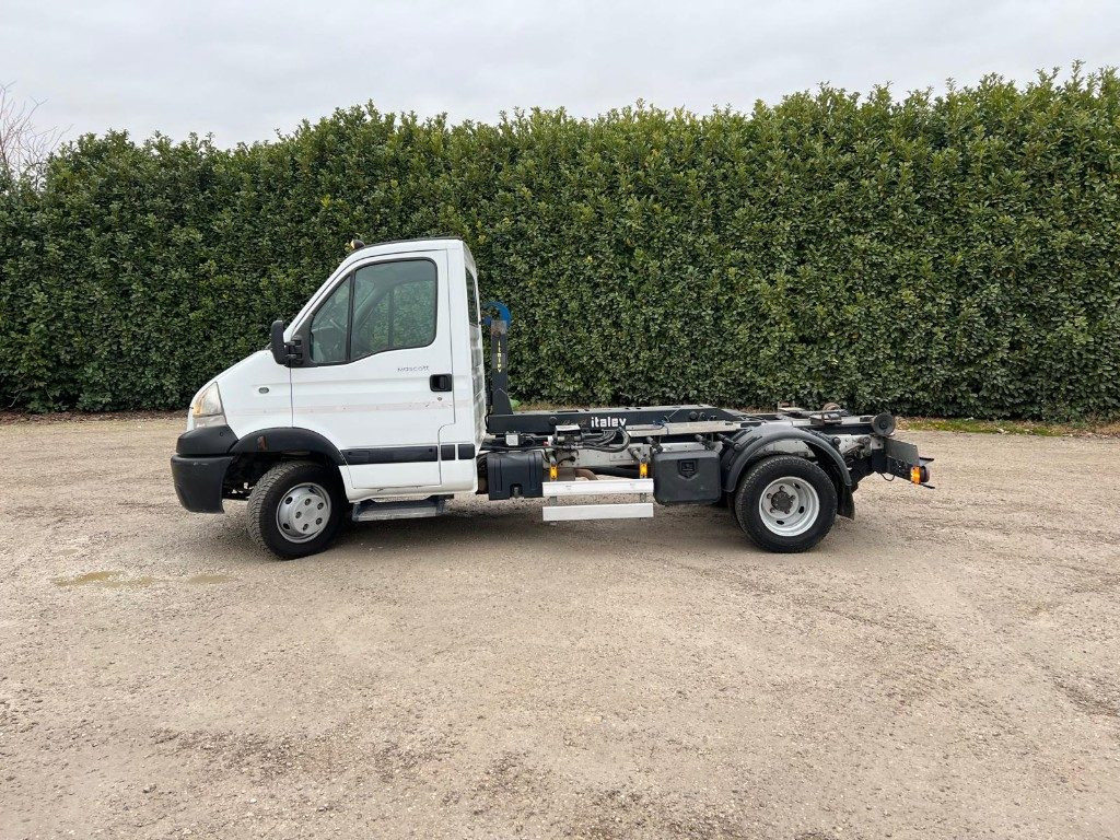 RENAULT MASCOTT SCARRABILE - Camion cu cârlig: Foto 1 RENAULT MASCOTT SCARRABILE - Camion cu cârlig: Foto 1