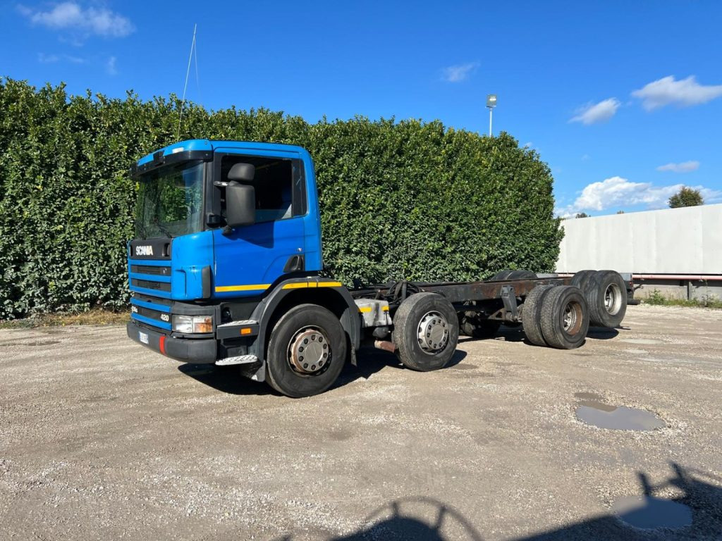 SCANIA 124GB 420 A TELAIO - Camion şasiu: Foto 3 SCANIA 124GB 420 A TELAIO - Camion şasiu: Foto 3